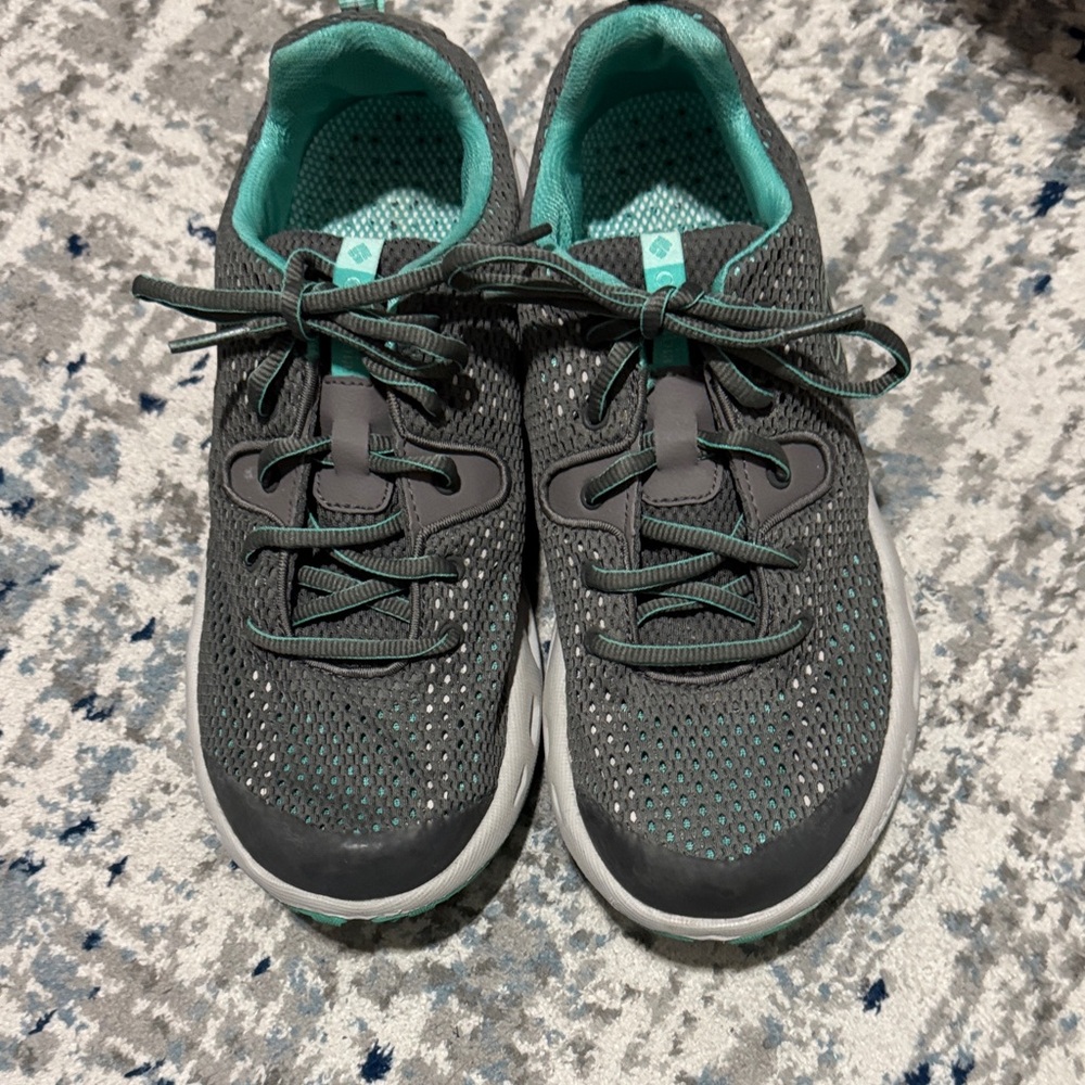 Gray and Teal water Sneakers size 8